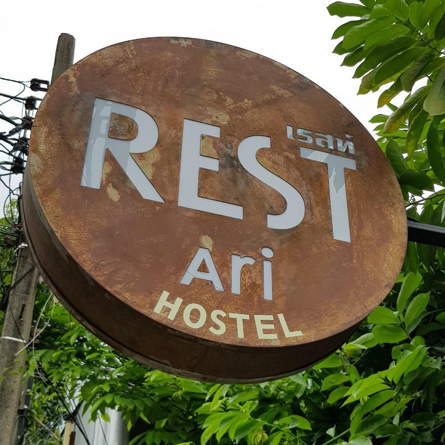 Rest Ari Boutique Hostel Bangkok Exteriör bild