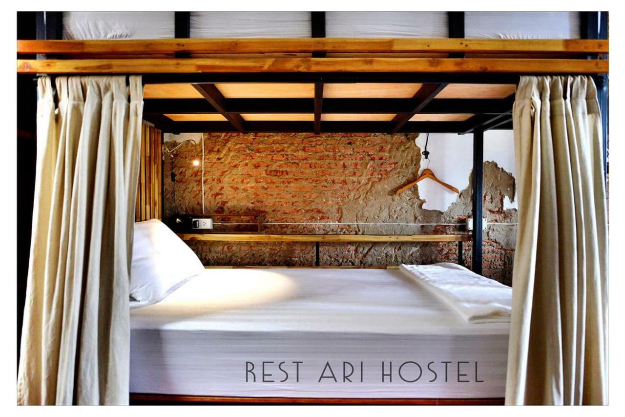Rest Ari Boutique Hostel Bangkok Exteriör bild