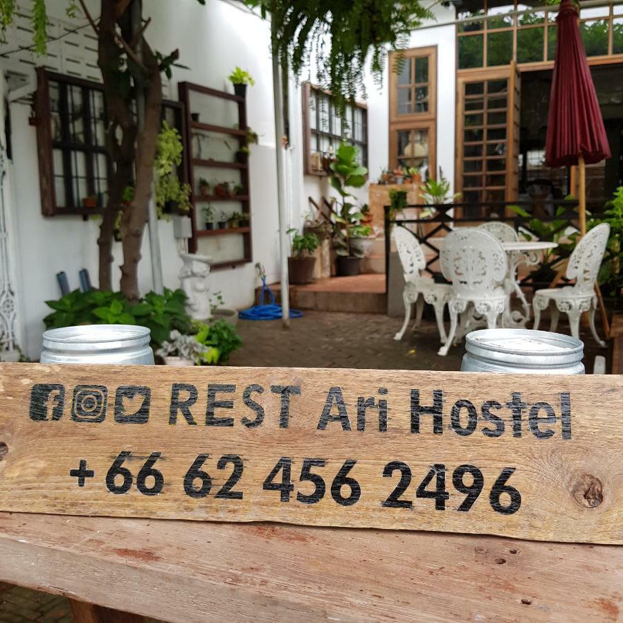 Rest Ari Boutique Hostel Bangkok Exteriör bild